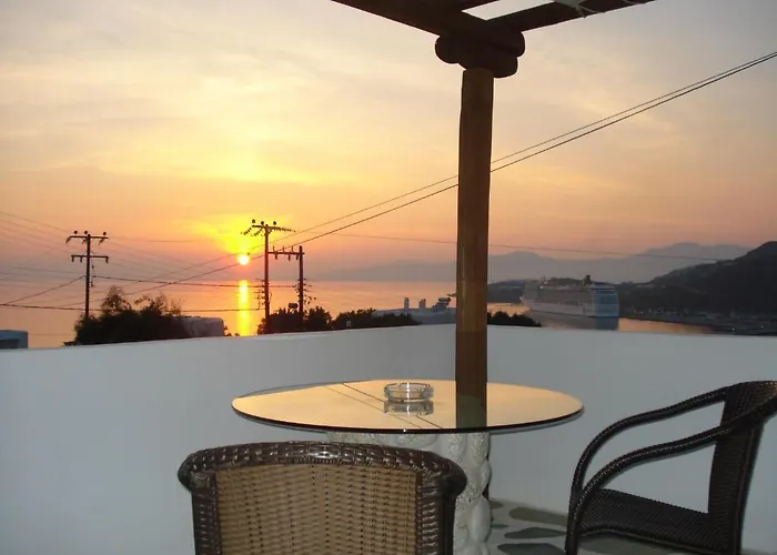 Sahas * Mykonos Town