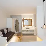 Sahas Apartment *