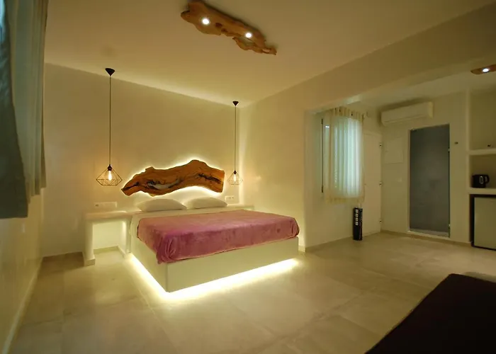 Sahas * Mykonos Town